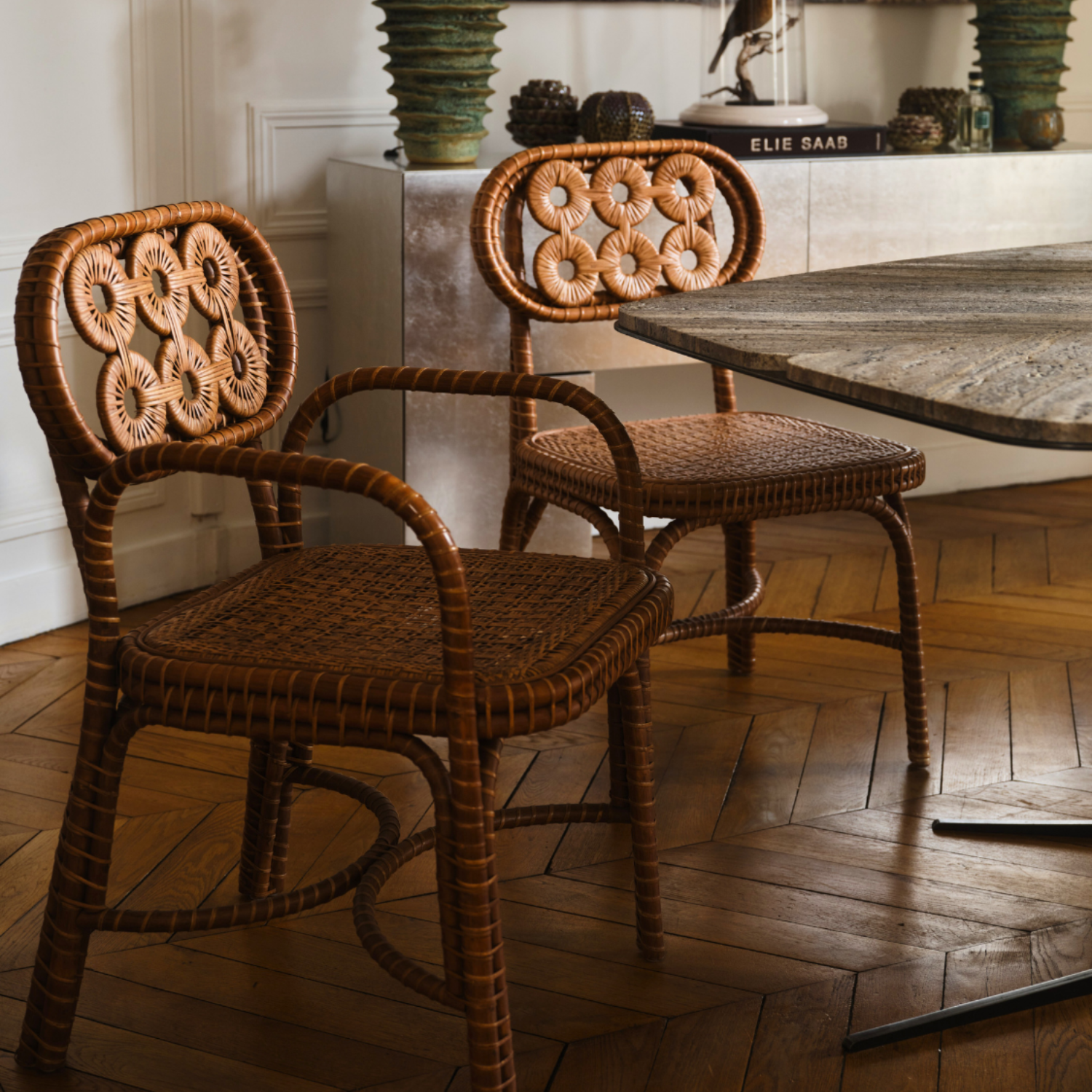 Chaise Bridget avec accoudoirs hover